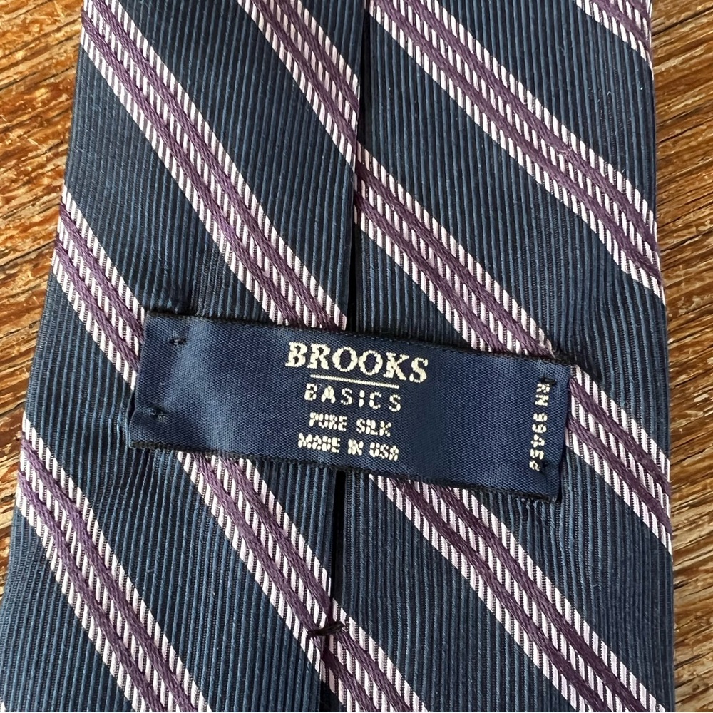 Brooks Brothers Basics Silk Tie Navy Stripes Made in USA